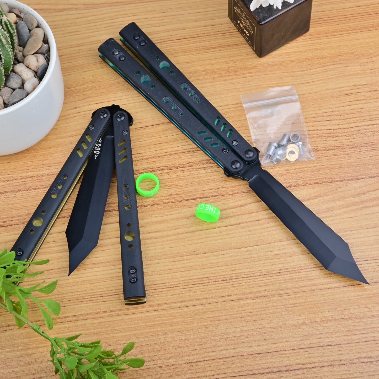 Titus Replicant Balisong Clone Titanium Lining