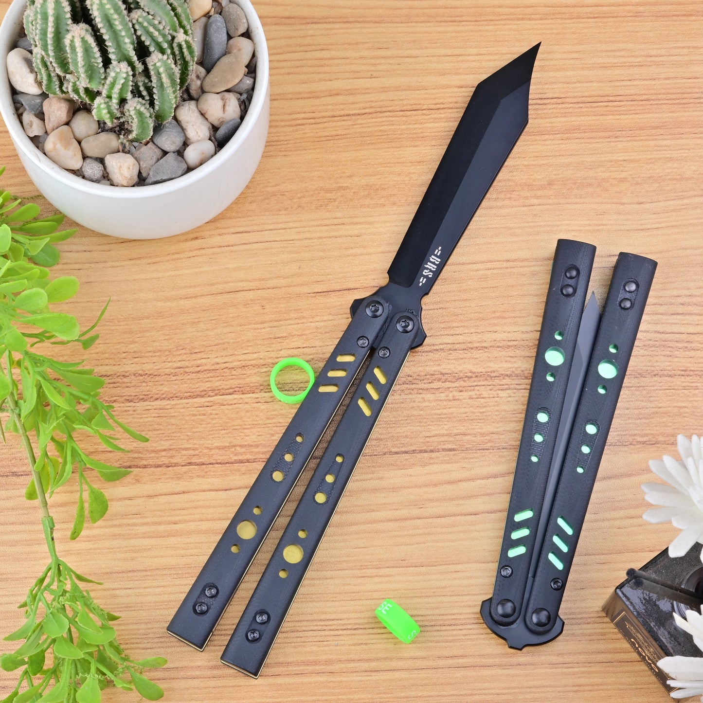 Titus Replicant Balisong Clone Titanium Lining