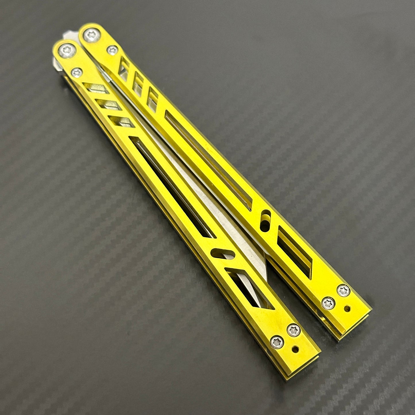 Baliplus Titanium Barebones Balisong Clone