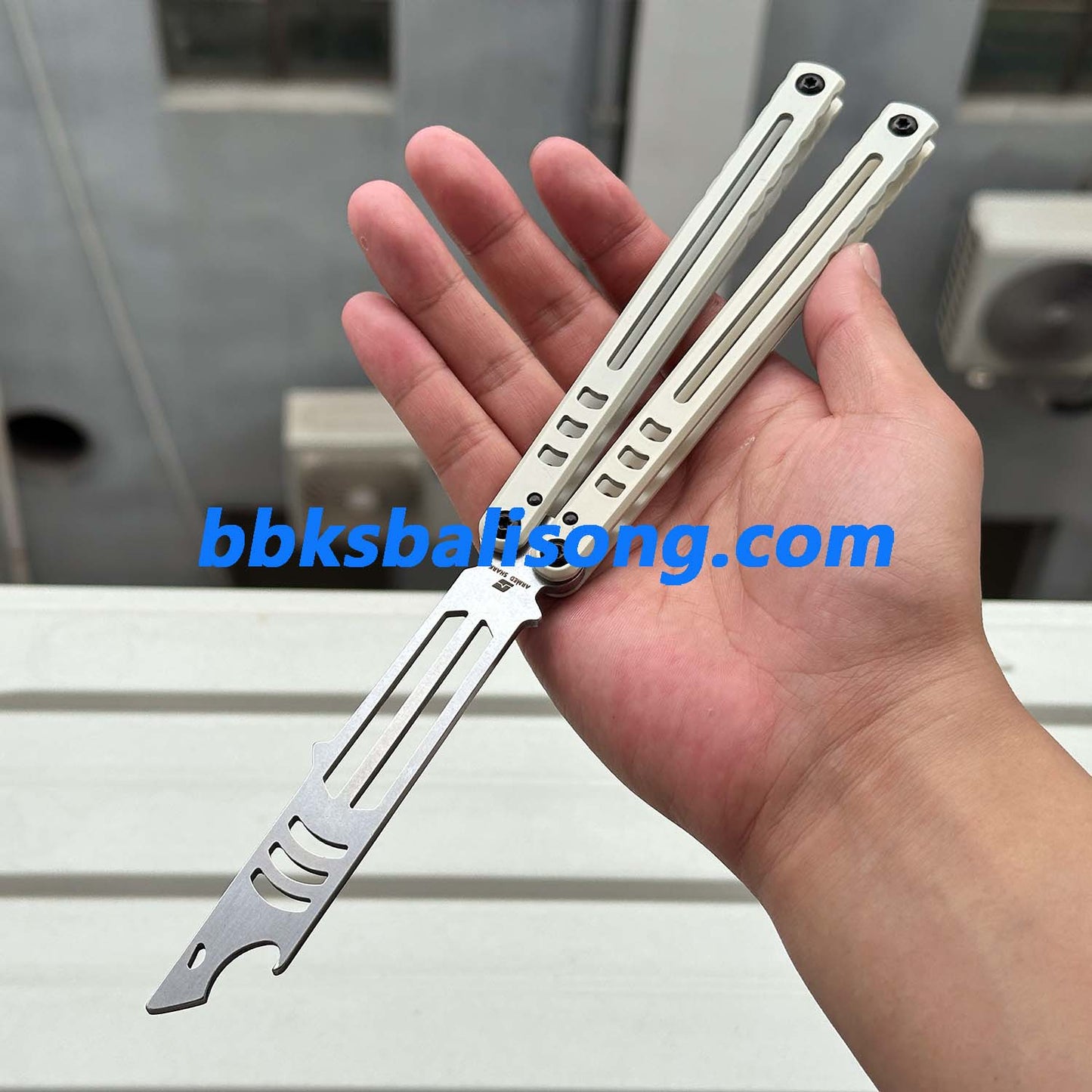 ARMED SHARK Steel Madko Balisong Clone