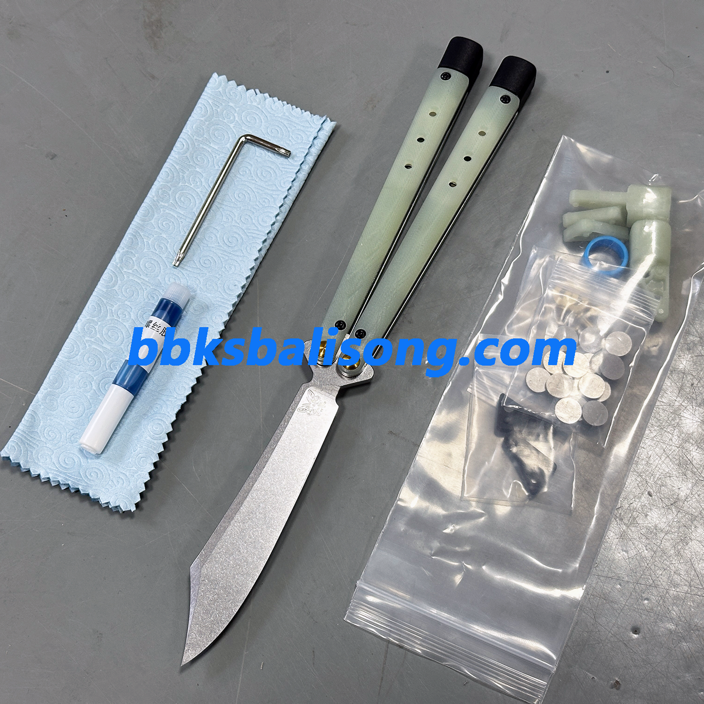 Baliplus Benchmade Necron 99 (BM99) Balisong Clone