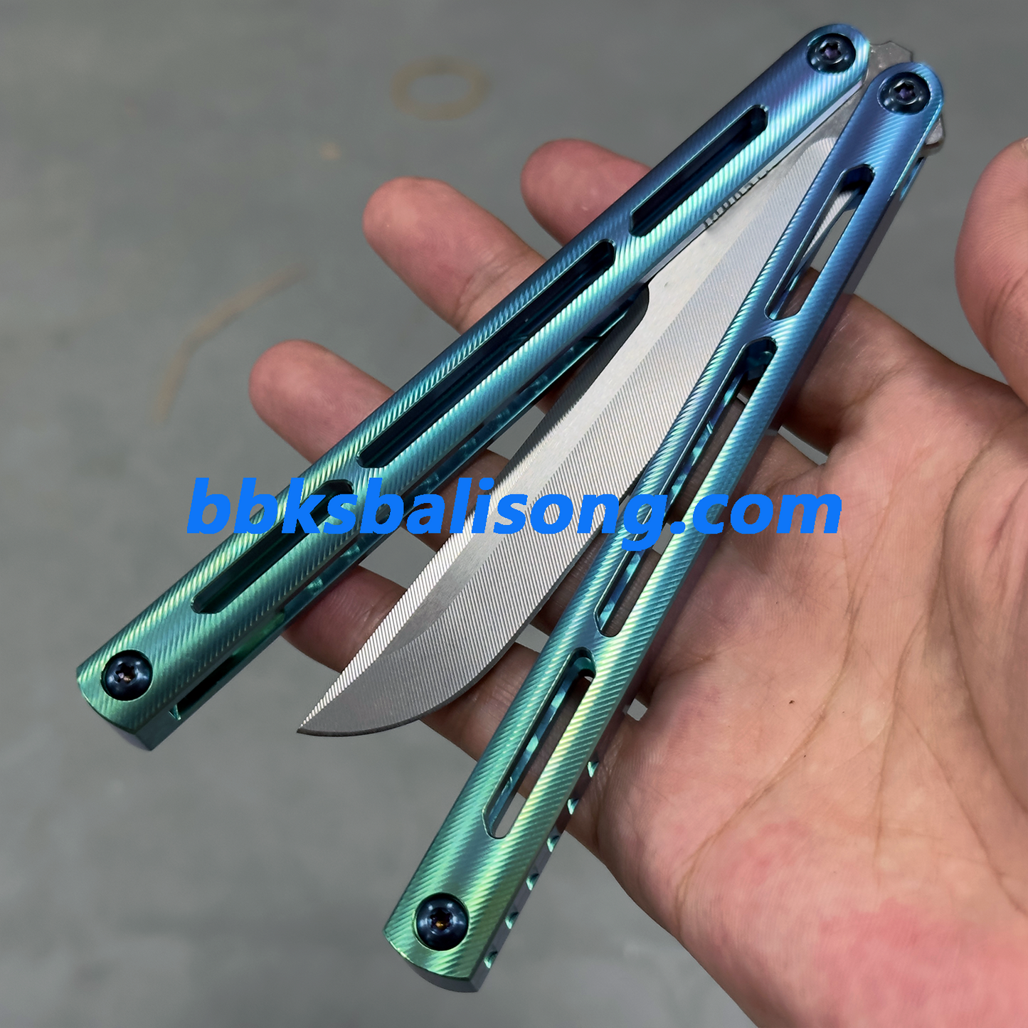 New Baliplus Tsunami V4 Balisong Clone Titanium Handle Bushings System