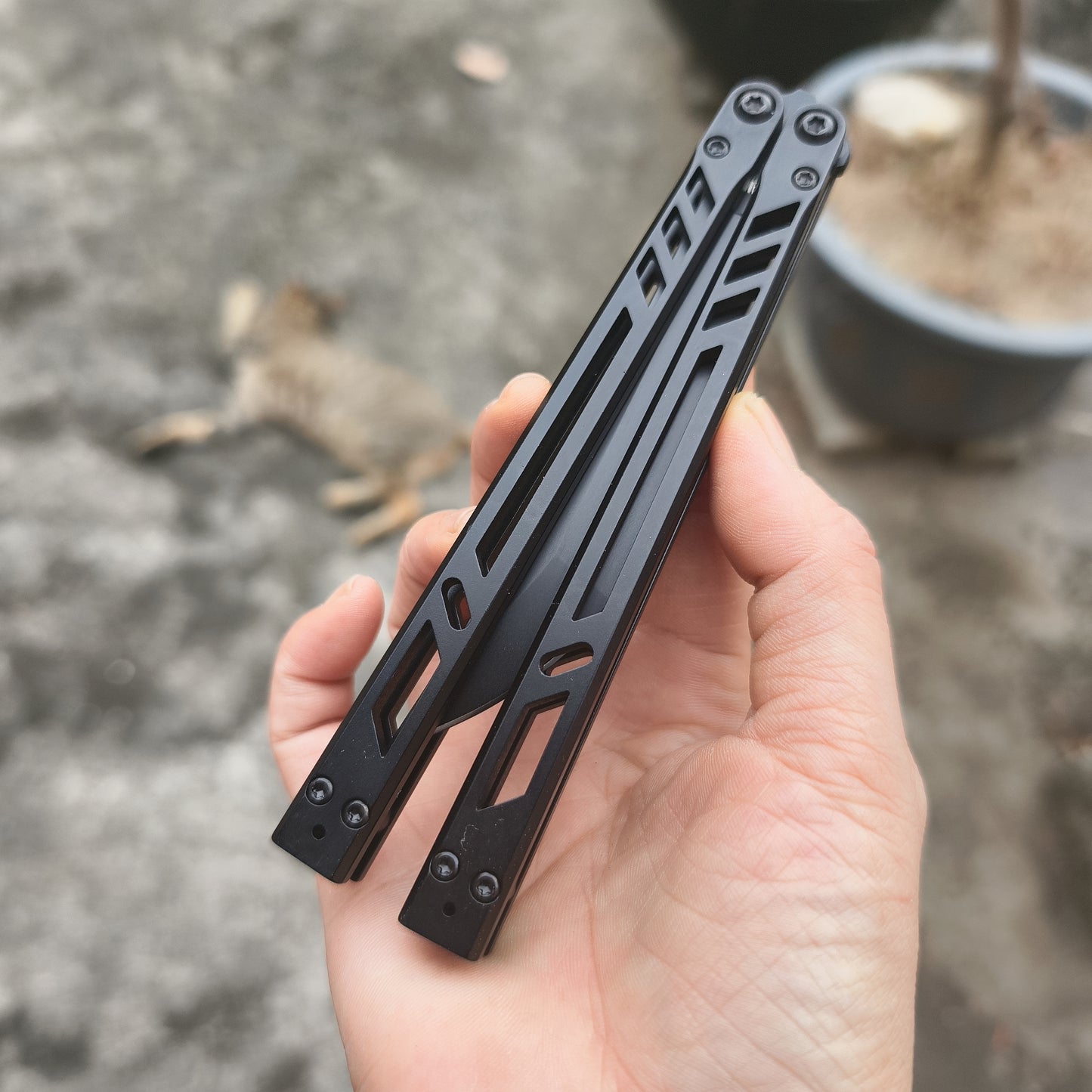 Baliplus Titanium Barebones Balisong Clone