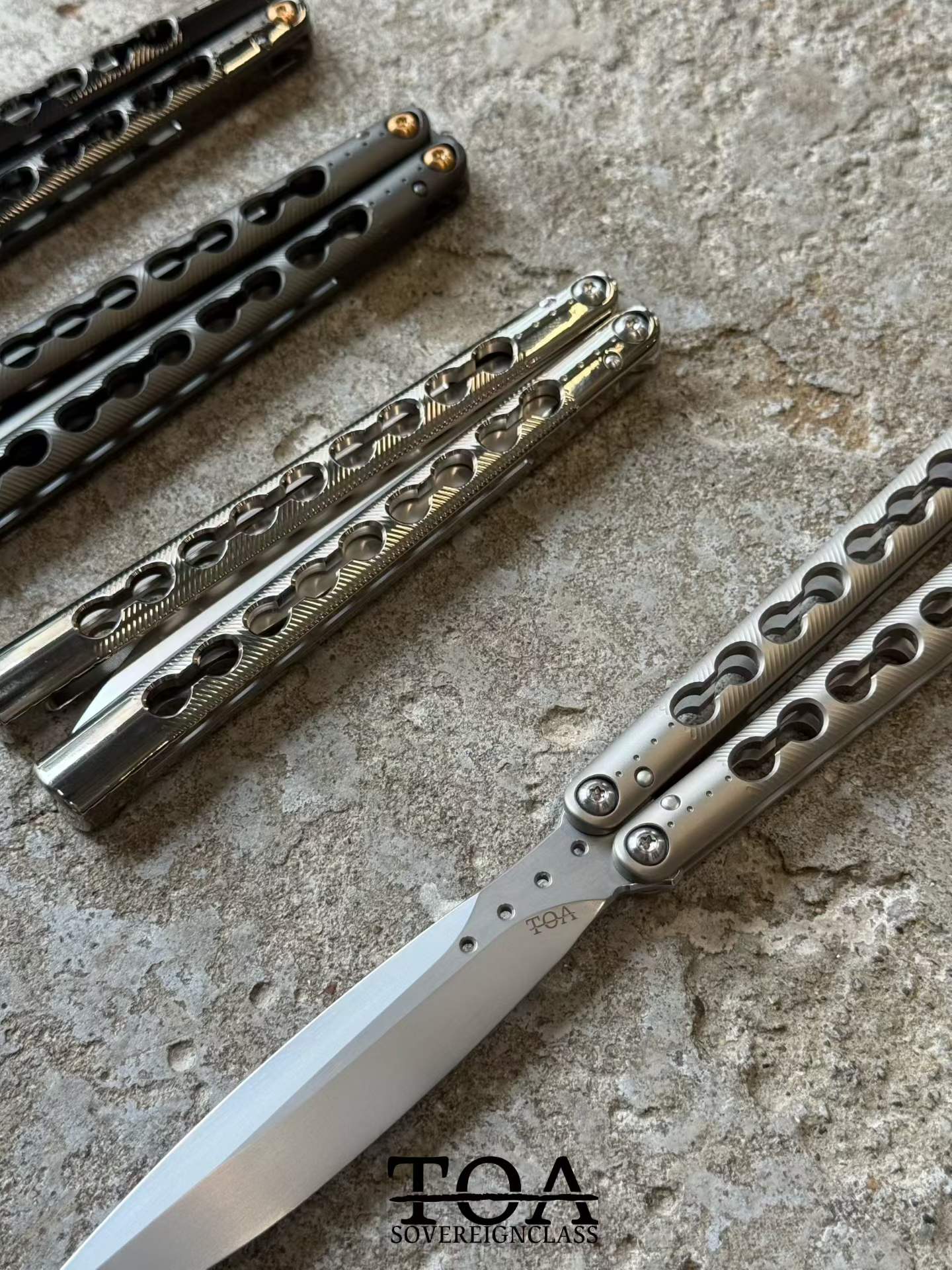 TOA DS-1 Authentic Balisong Titanium Handle SLD Steel Blade