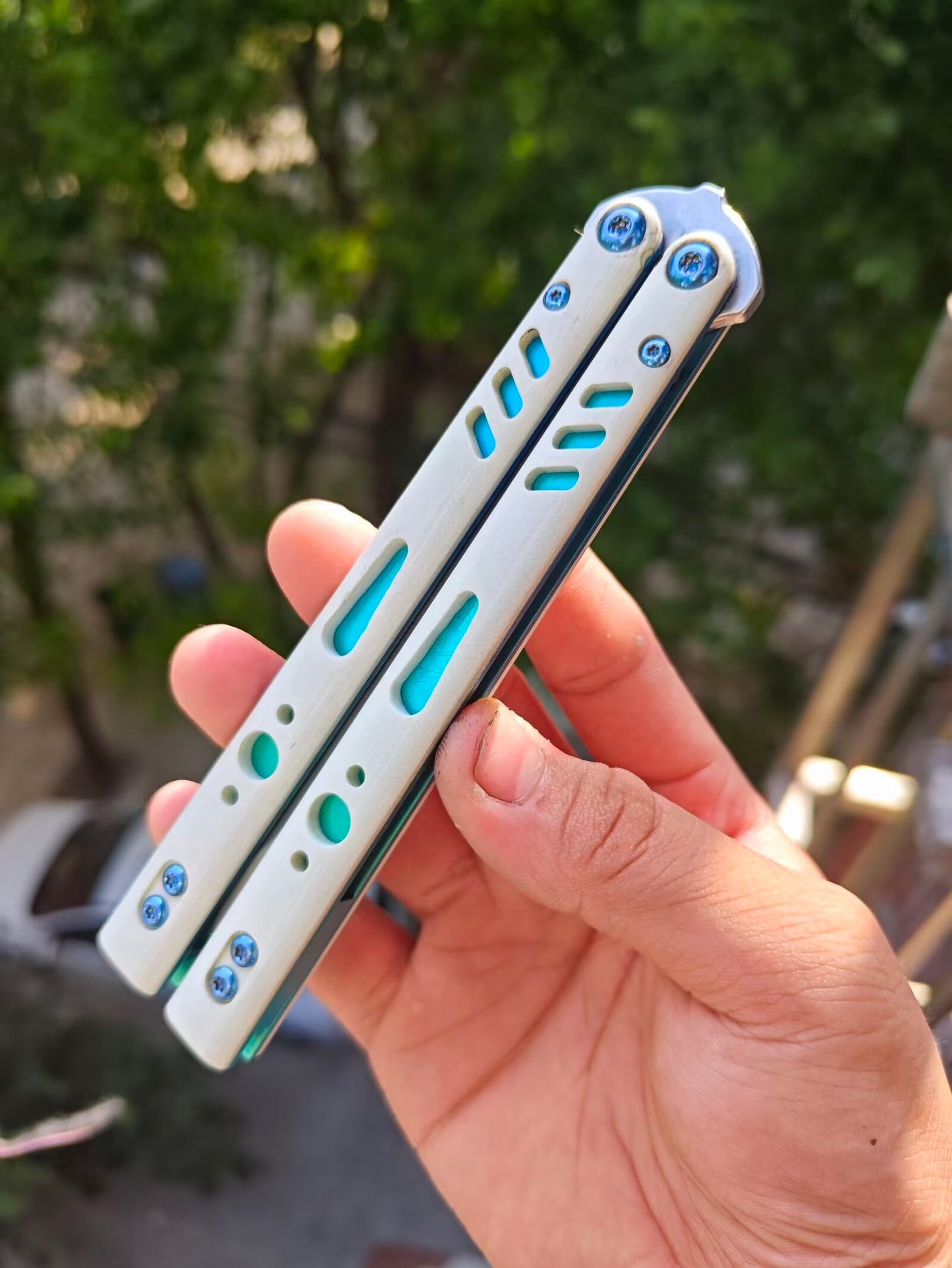 BBKS‘s Anodization Service For Titanium Balisong