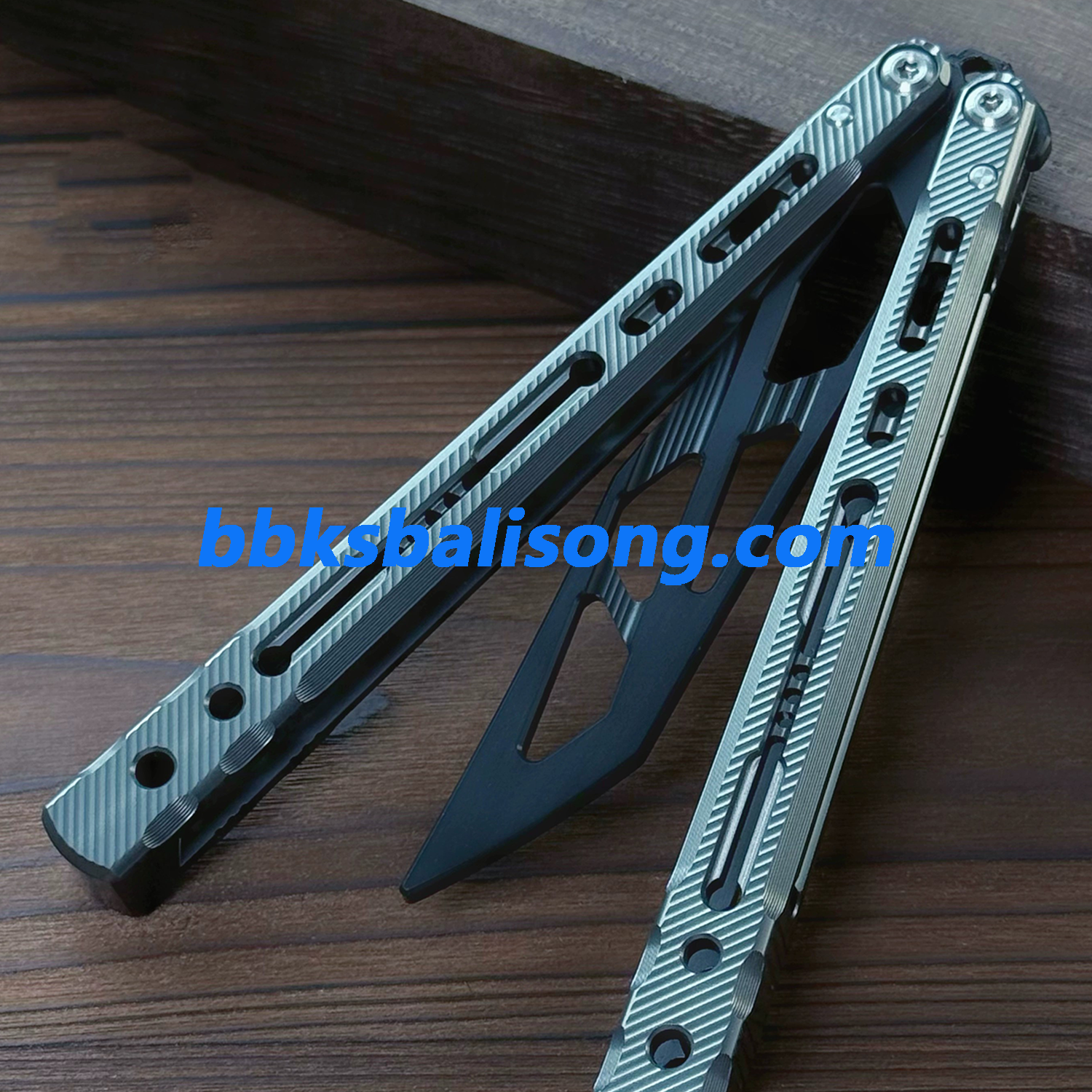スポーツトイ・アクショントイ LDY balisong Sirius V4(Ti-Plate) Sirius (Ti-Plate) – LDY Balisong