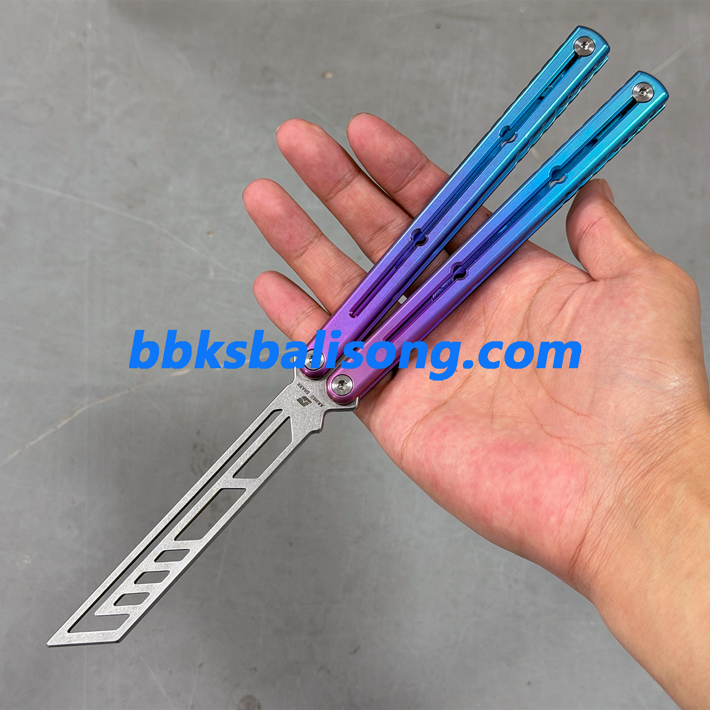 New ARMED SHARK Titanium Sandwich Kraken V3 Balisong Trainer Clone