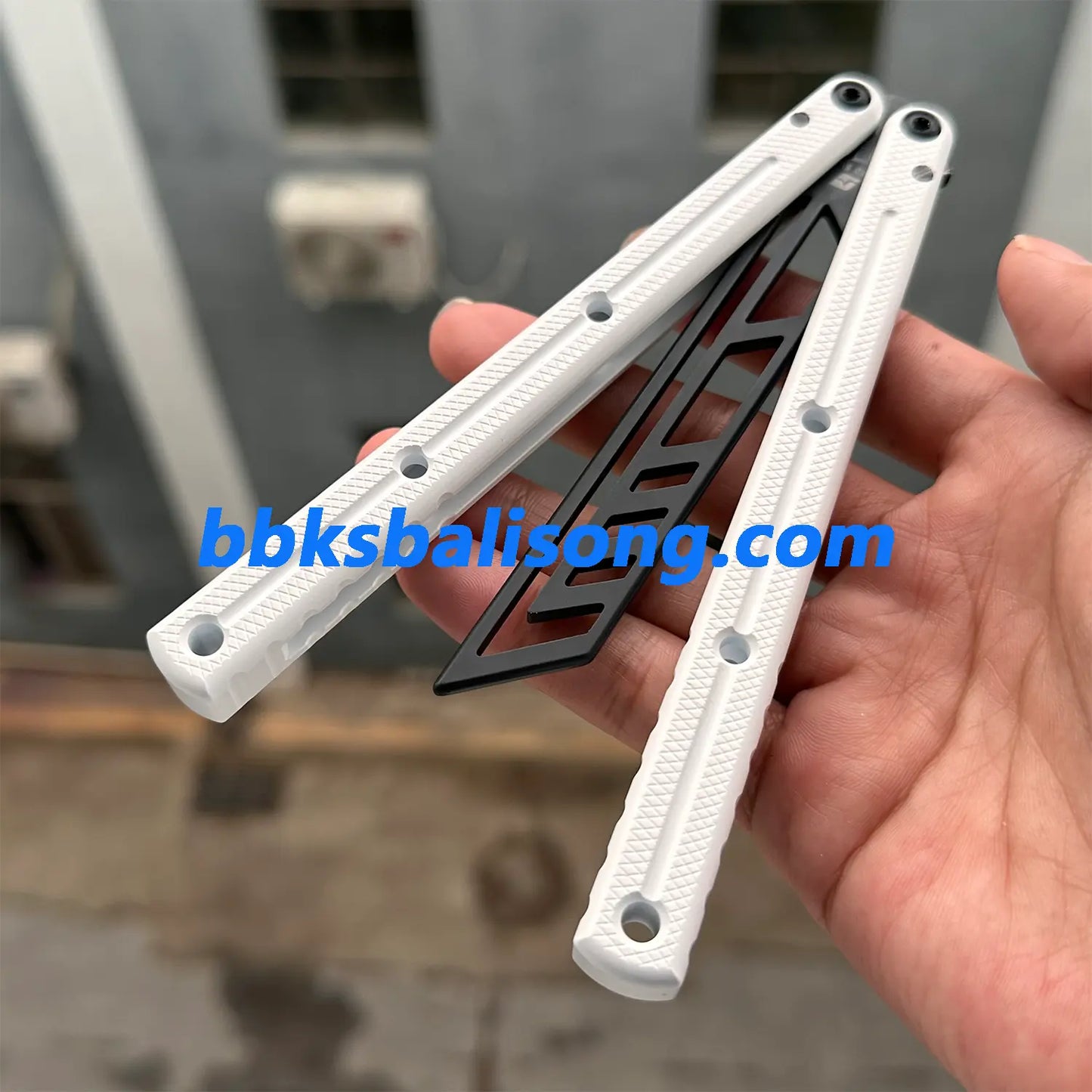 ARMED SHARK Krake Raken (Kraken) V3 Balisong Clone 7075 Aluminum Handle BBKSbalisong