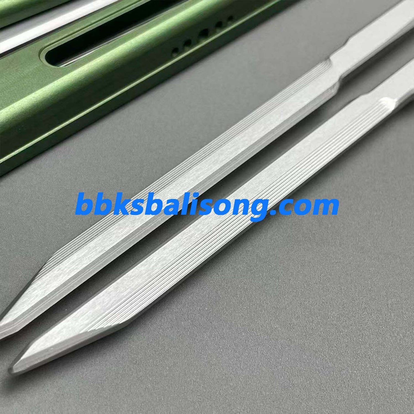 Banshu 8801 Balisong Tuning Fork Blade 7075 Aluminum Handle Bushings System